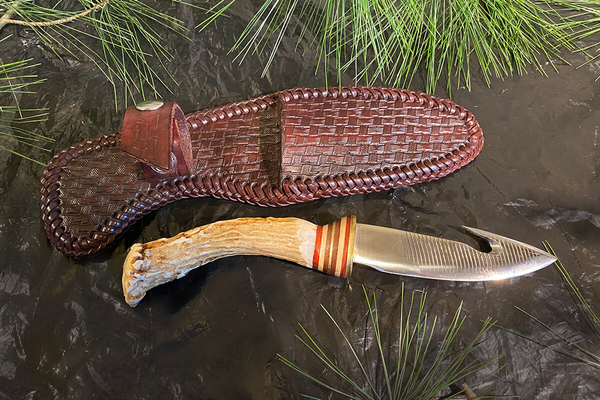 Deer Antler Handle and Farrier Rasp Blade with Gut Hook